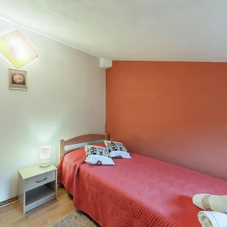 Villa Luxury Experience In Lucia With Heated Pool And Play Station 4